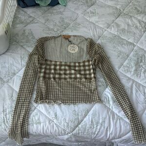 VRG girl nwt mesh long sleeve gingham top